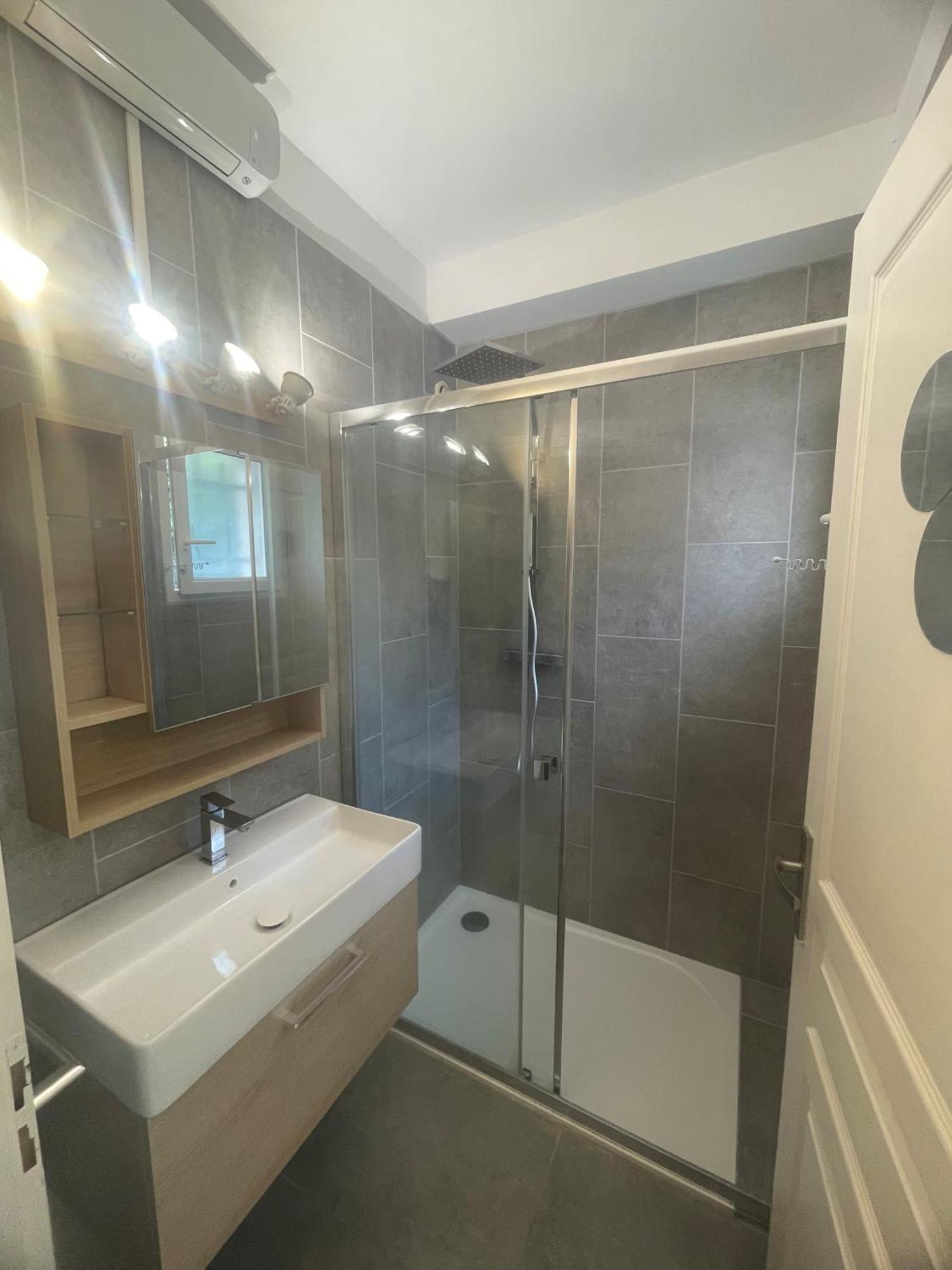 Studio 28 M2 Porticcio Centre Zewnętrze zdjęcie
